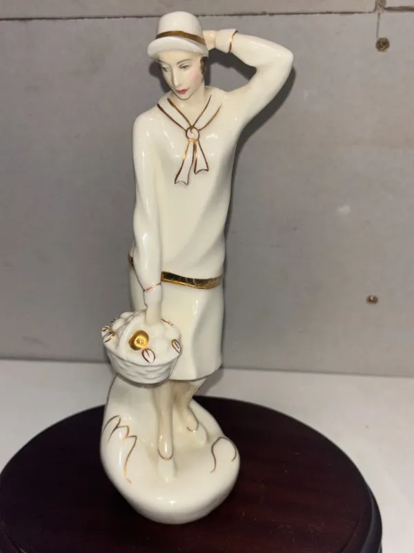 Royal Daulton handmade Bone China Golden Figures - Ellen - HN3819