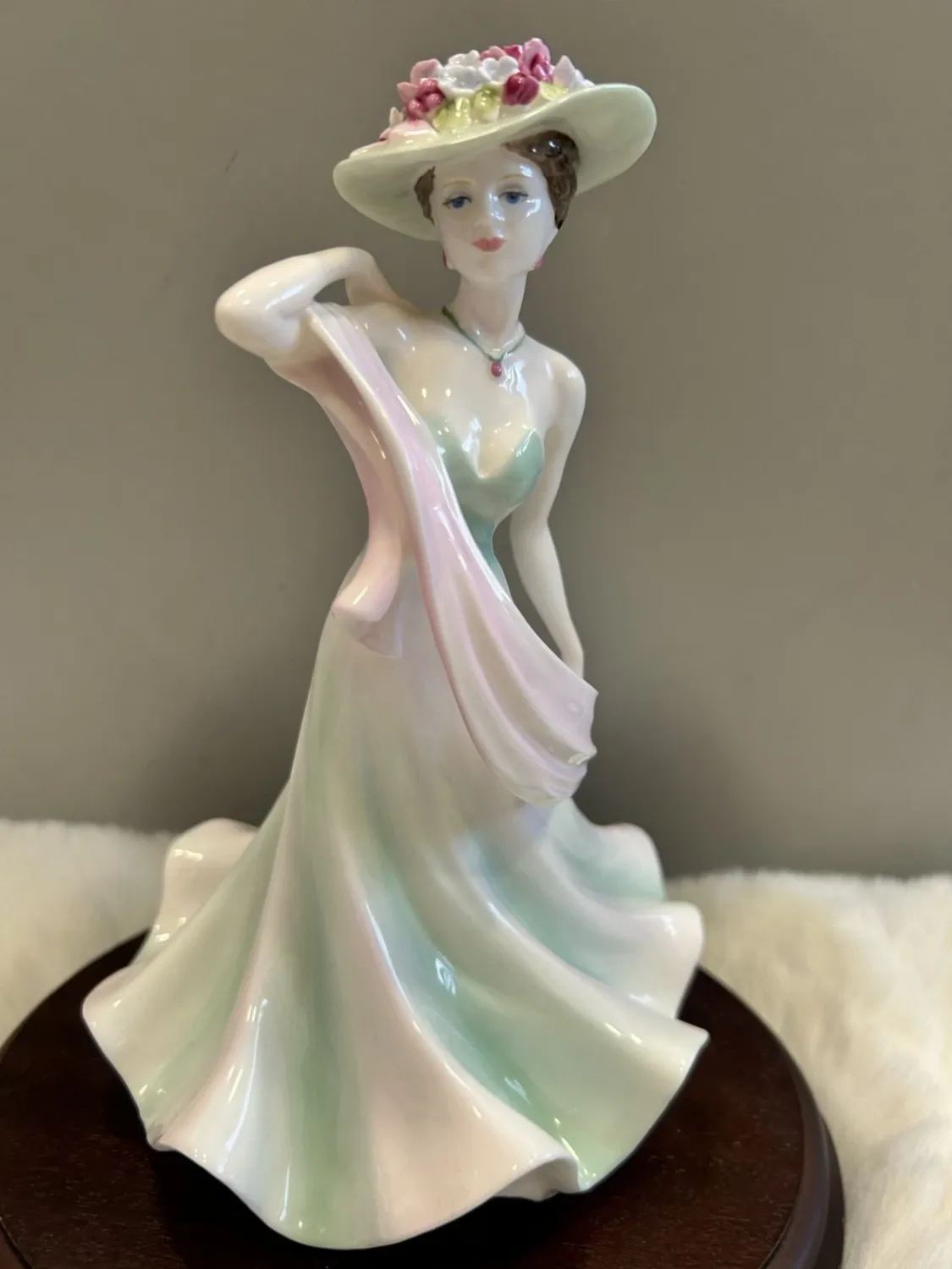 Ladies of Fashion Summer days Coalport Figurine