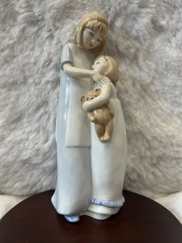Royal Doulton Miniature Pretty Ladies Figurines Sisterly Love