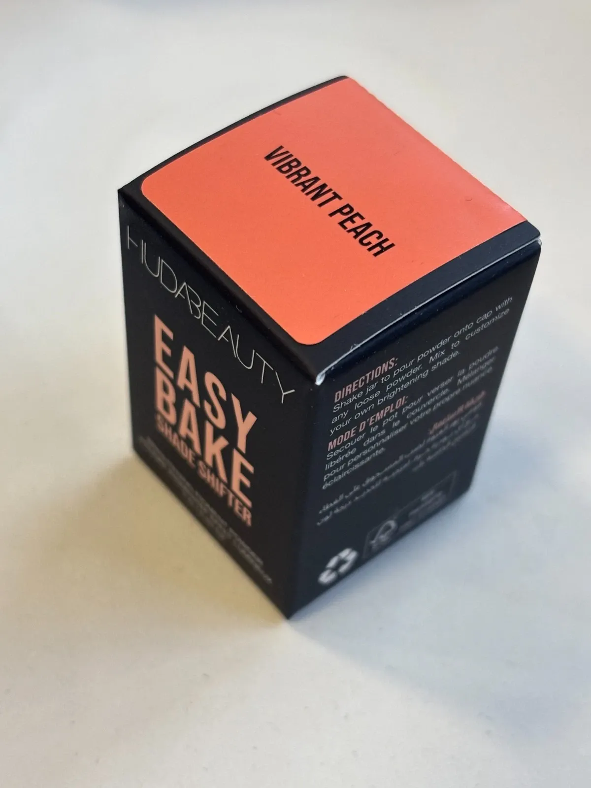 Huda Beauty Easy Bake Shade Shifter Loose Powder Vibrant Peach x1