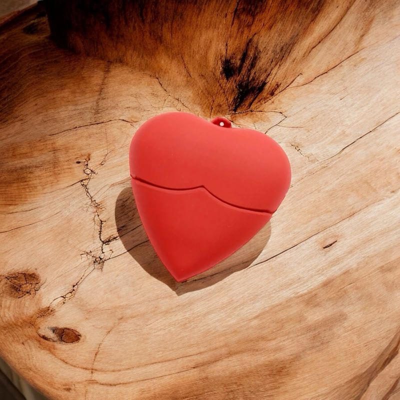 USB hartjesvorm rood 128MB