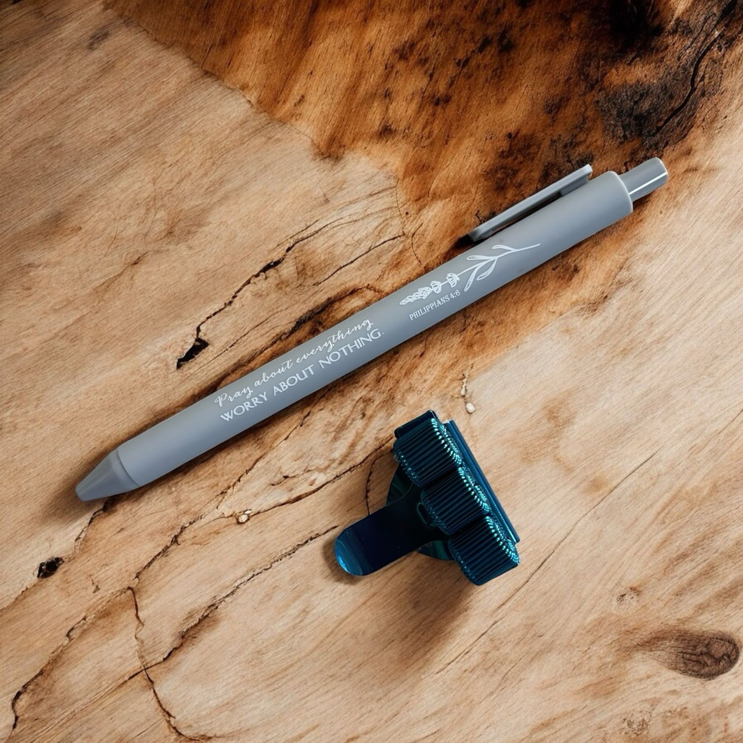 Pen &amp; penhouder