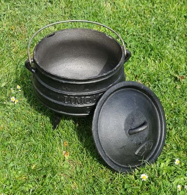 LimCast Cast Iron Potjie Pot No.2 (COLLECTION ONLY)