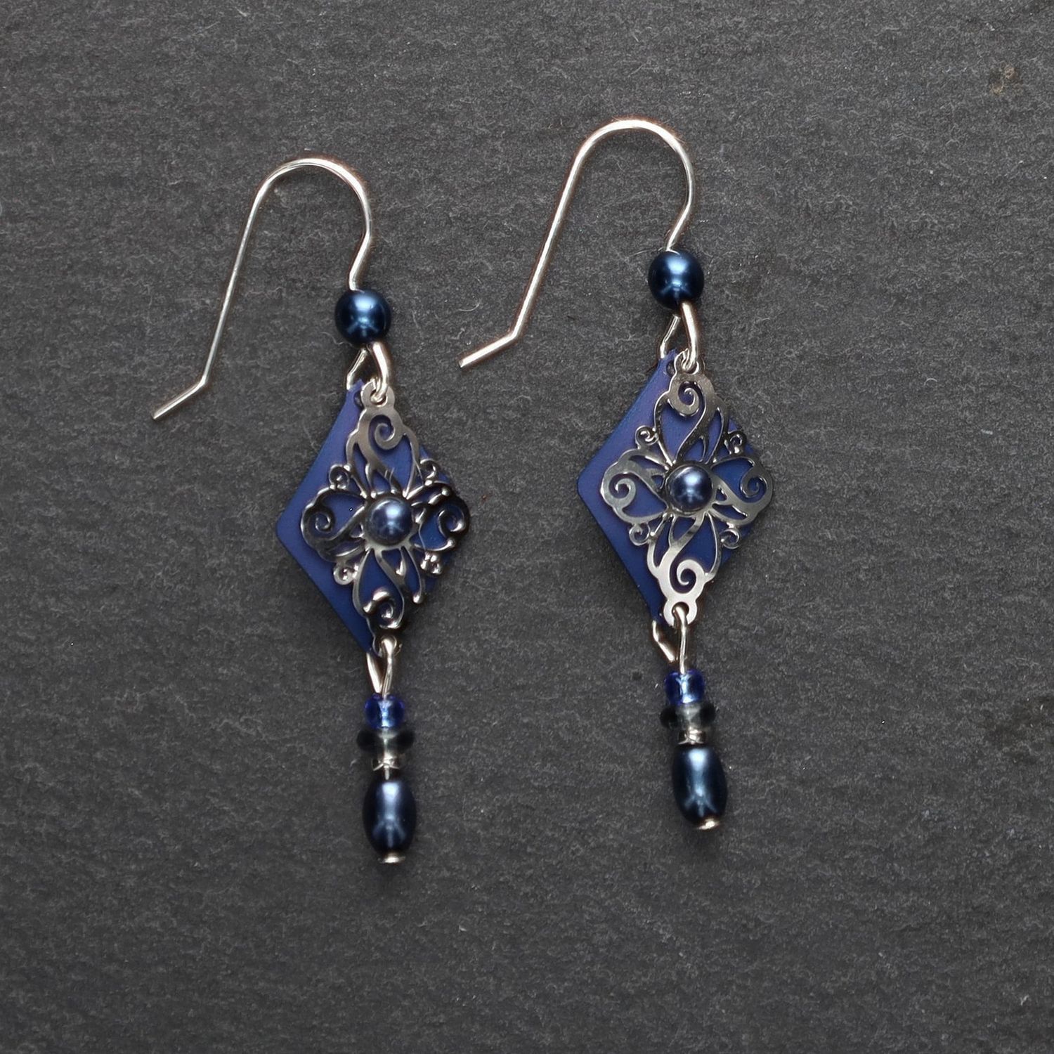 Navy Filigree w/Bead Earring