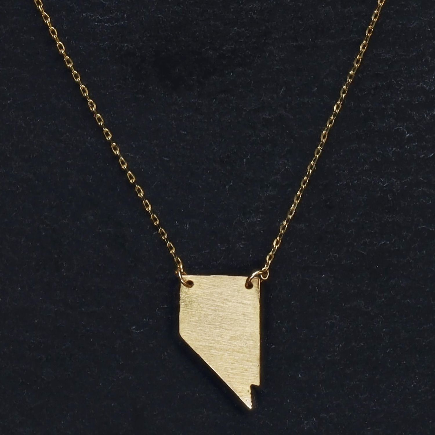 Solid Nevada Pendant