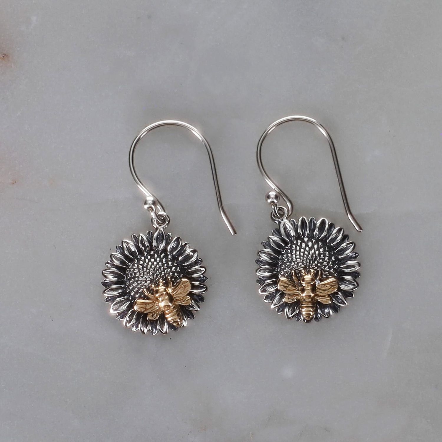 Sunflower Dangle Earring w/ Bronze Bee