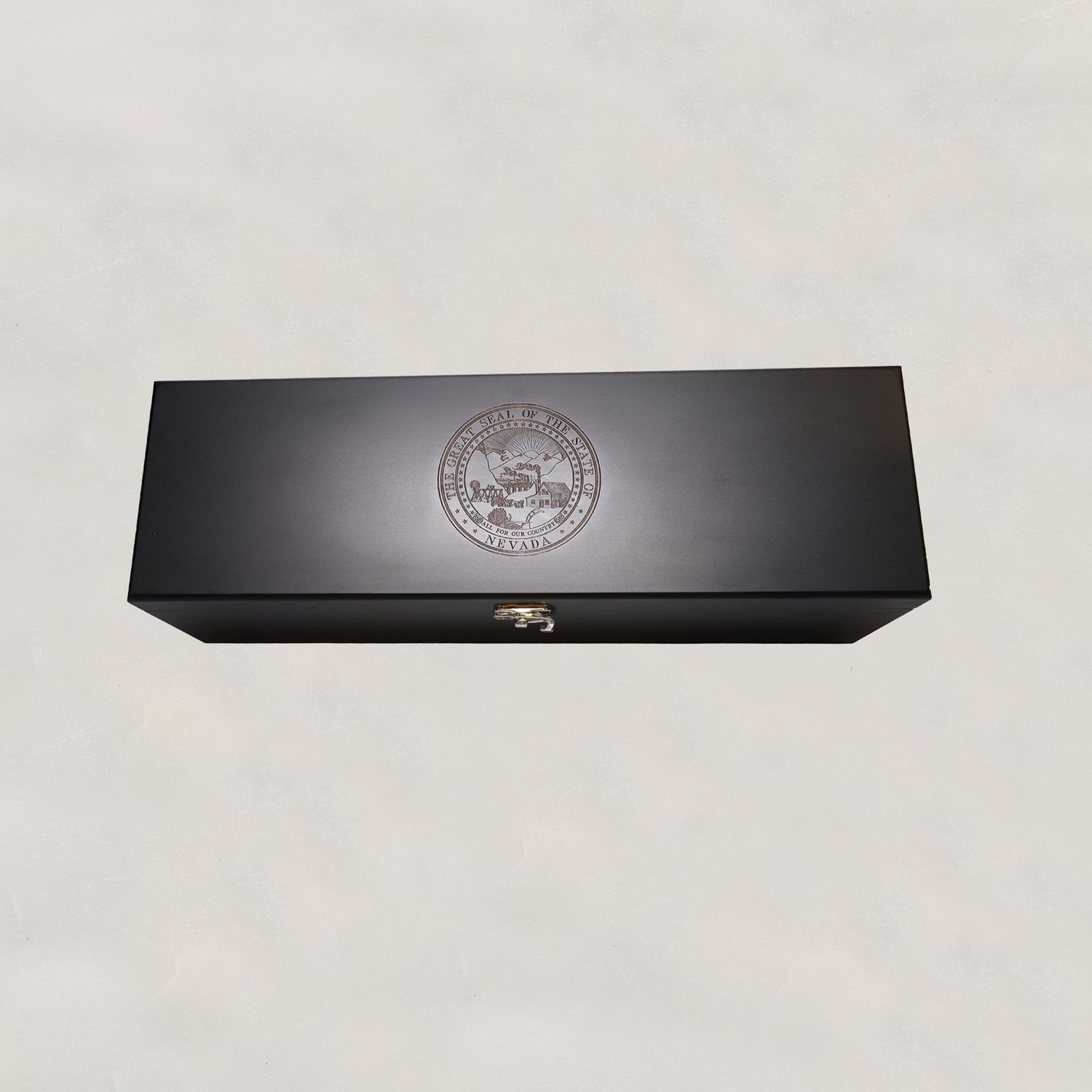 State Seal Wine Box w/ Tools - Black