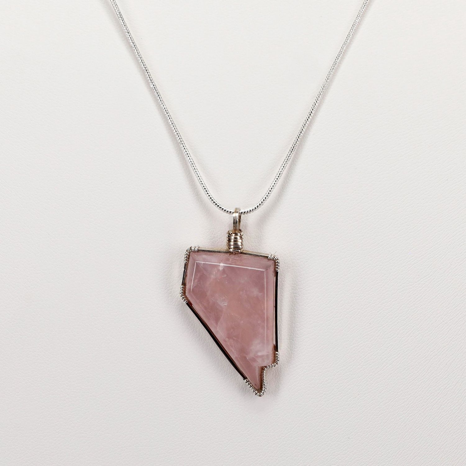 Nevada Pendant | Lavender Quartz