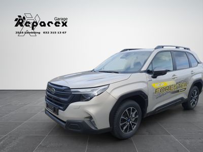 SUBARU Forester Station 2.0i e-Boxer Swiss Plus