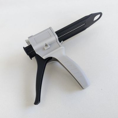 Caulking gun for 100ml twin carttridge