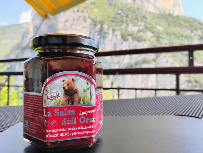 Salsa dell&#39;orso + peperoncino