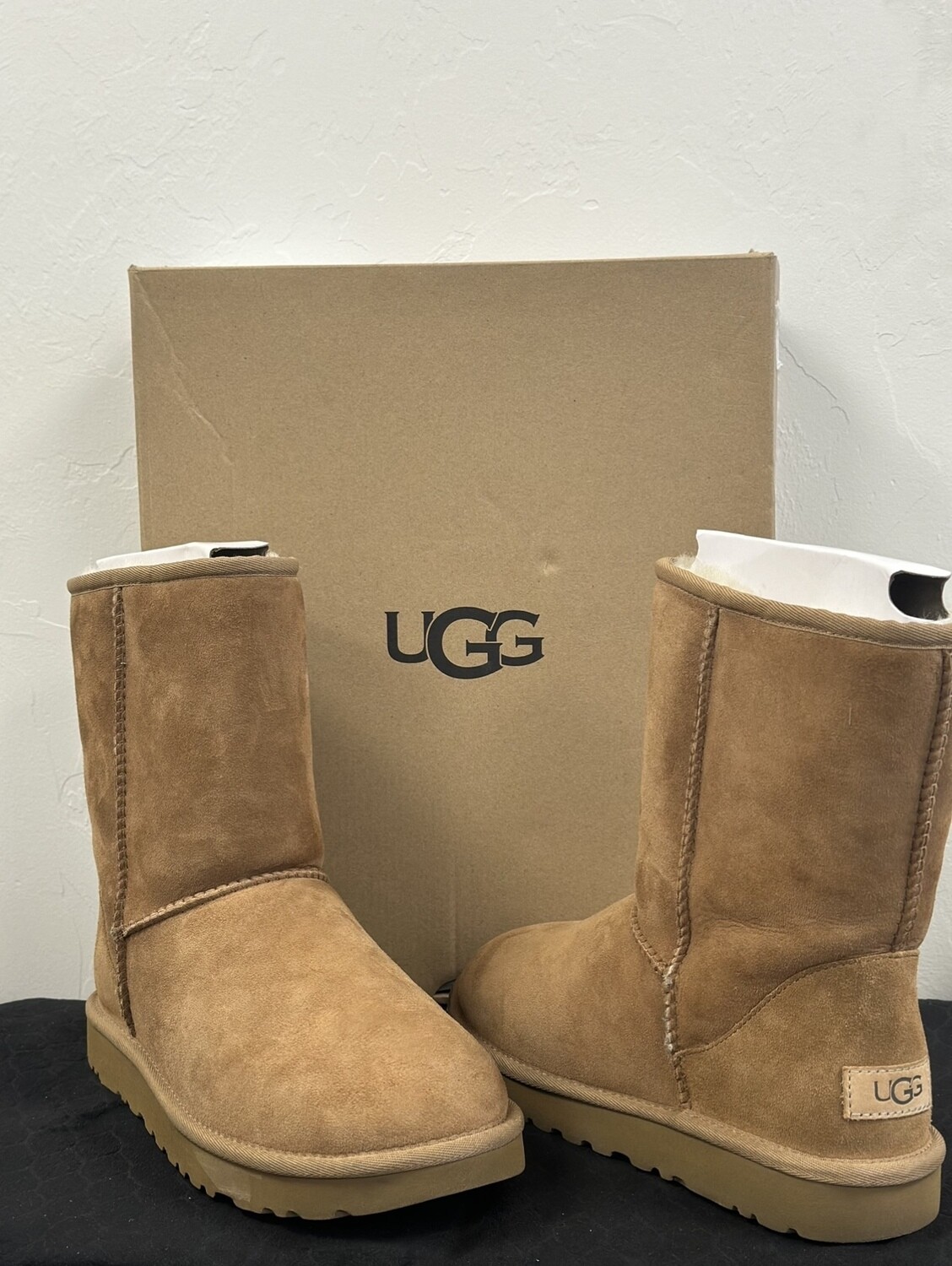 UGG Unisex Boots