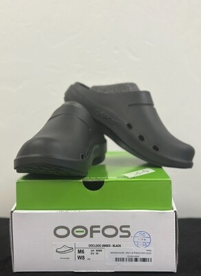 OOFOS OOcloog Slip-ons