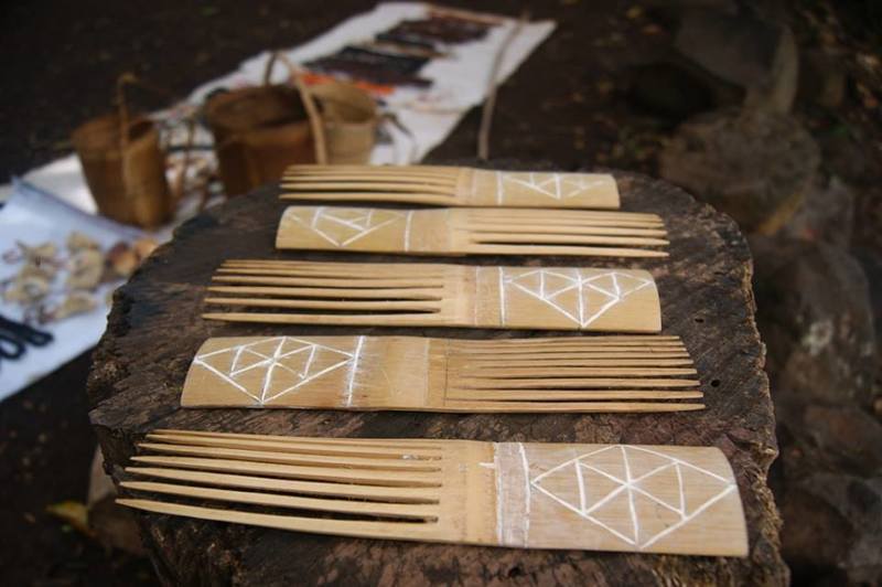 Sisir Bambu