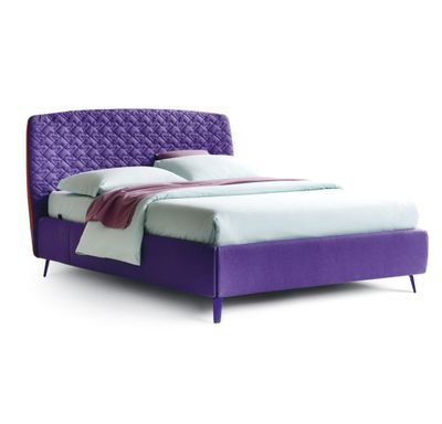 Letto matrimoniale Noctis CAMA imbottito, vista frontale su fondo bianco