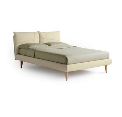 Letto matrimoniale Noctis SO CASUAL H17 beige, vista frontale su sfondo bianco