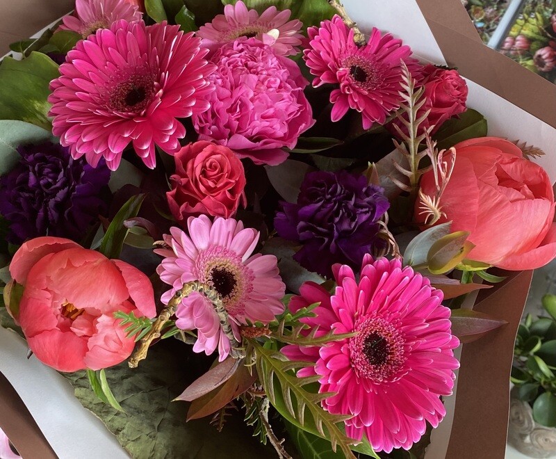 Fresh Seasonal Posy