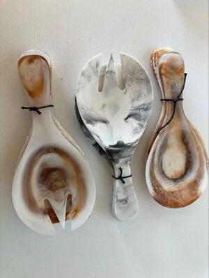 Tableware Servers (Sml and Large)