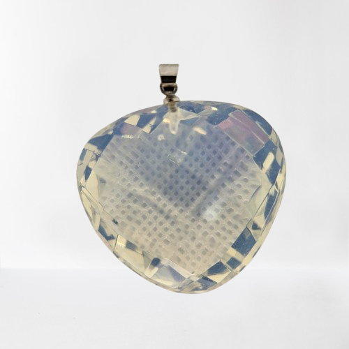 Colgante de Ópalo con forma de Corazón