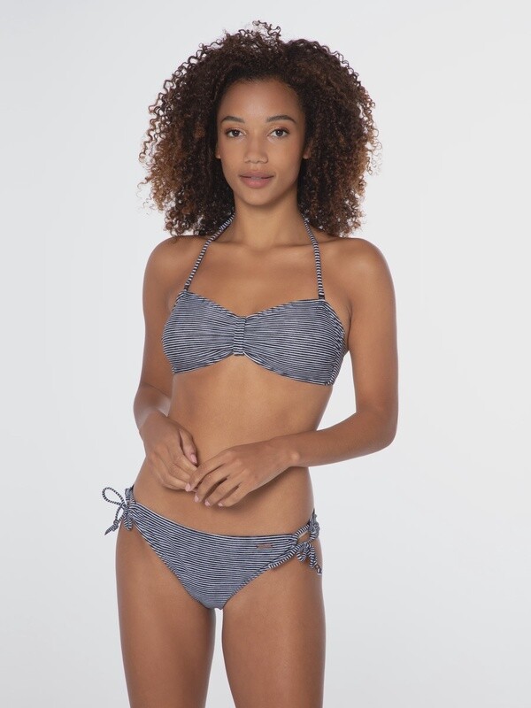 protest barbera bikini