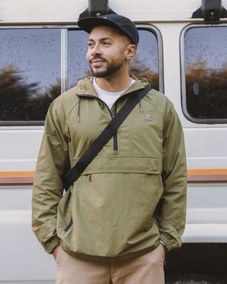 Men's Seek Out Wind Resistant Anorak