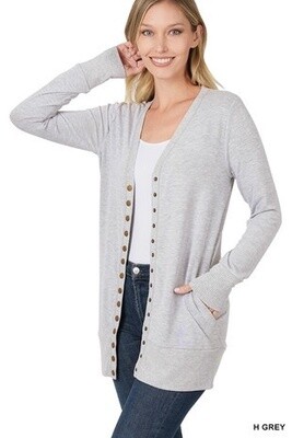 SNAP BUTTON SWEATER CARDIGAN WITH SIDE POCKETS