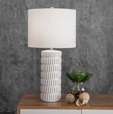 Franklin 25’ Ceramic Table Lamp