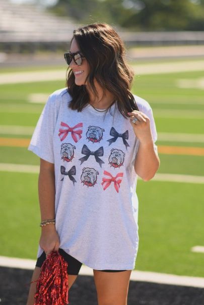 Bulldogs and Bows Tee