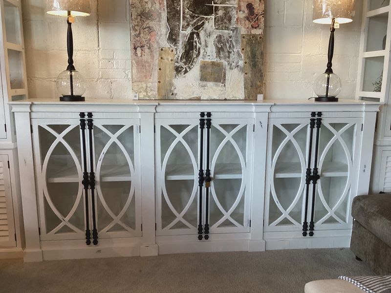 Pescara 6 Glass Door Console