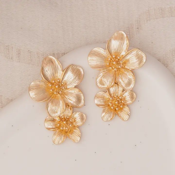 Hawaiian Acrylic Alloy Flower Post Dangle Earrings