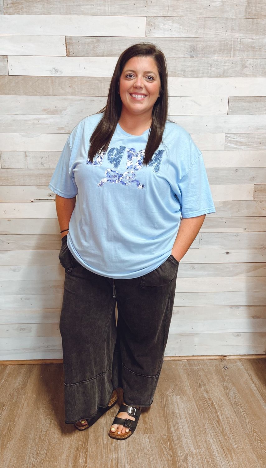 Mama Chinoiserie Bow Mother's Day Short Sleeve Graphic Tee