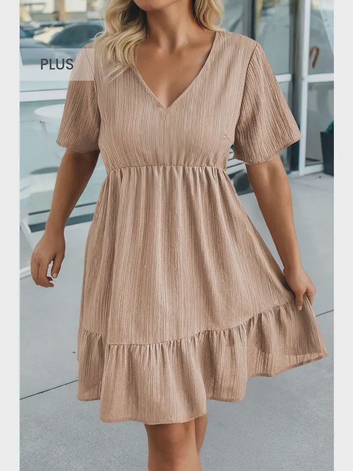Plus Size Textured Ruffled Short Sleeve Dress