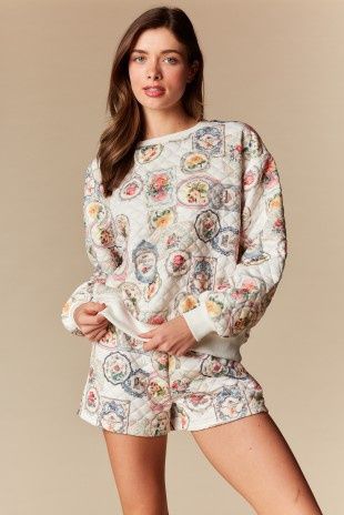 Vintage Label Quilted Lounge Set