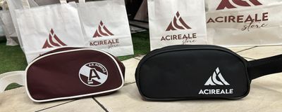 Pochette  - Official Product