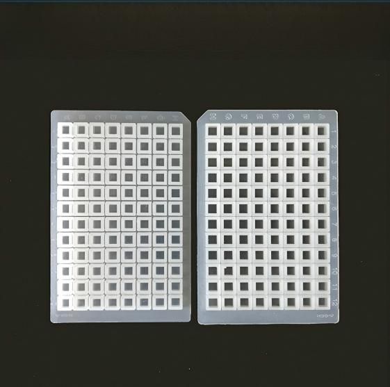 Biologix® 96 Square Deep Well Silicone Sealing Mat,  For 96 square deep well plates,  10 Pieces/Bag, 5 Bags/Case, 50 Pieces/Case