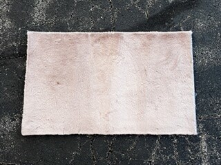 Pink Faux Fur Accent Rug (2x3)