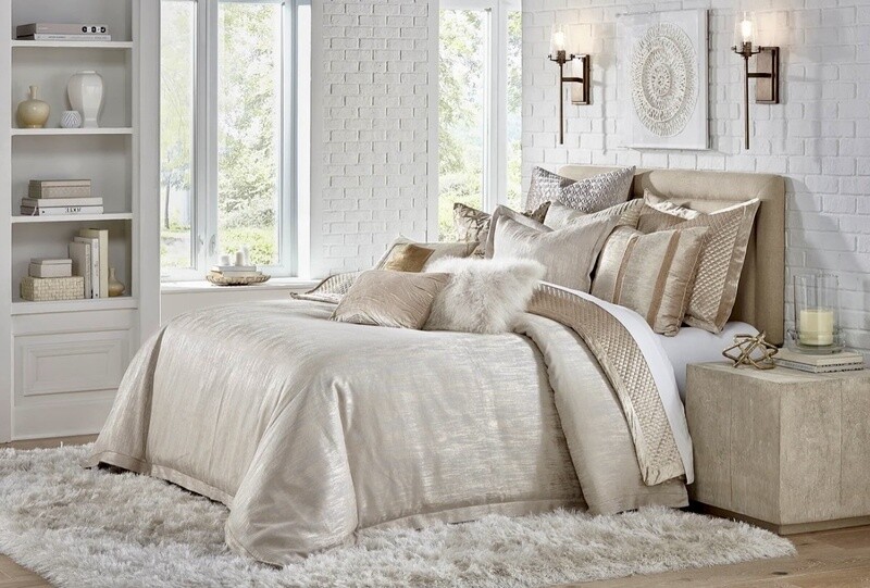 Amani Gold Quilt Set- Queen