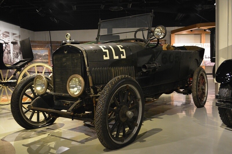 1920 Light Six