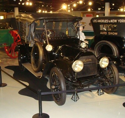 1913 E6 Touring Car