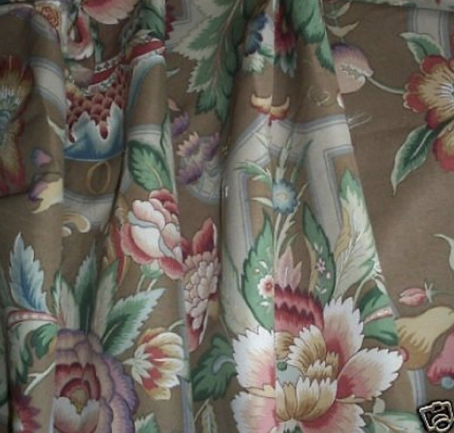 4 yds Gorgeous Hines Floral Cotton Multi Purpose Decorating Fabric