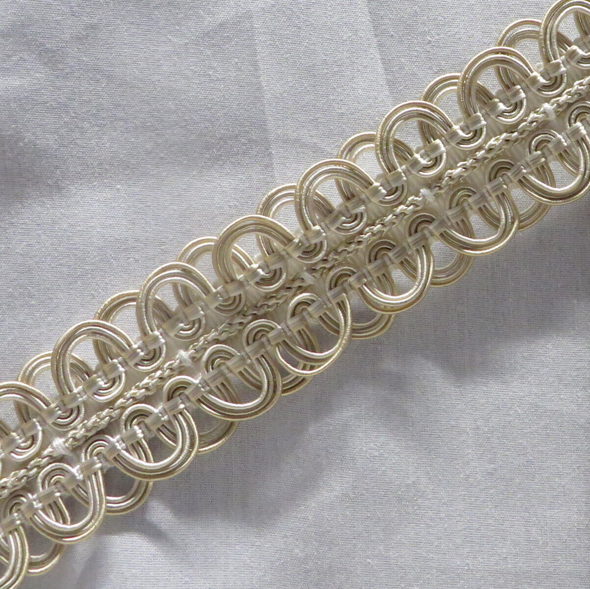 8 yards New Vintage Scalamandre Silk Beige and White Galoon