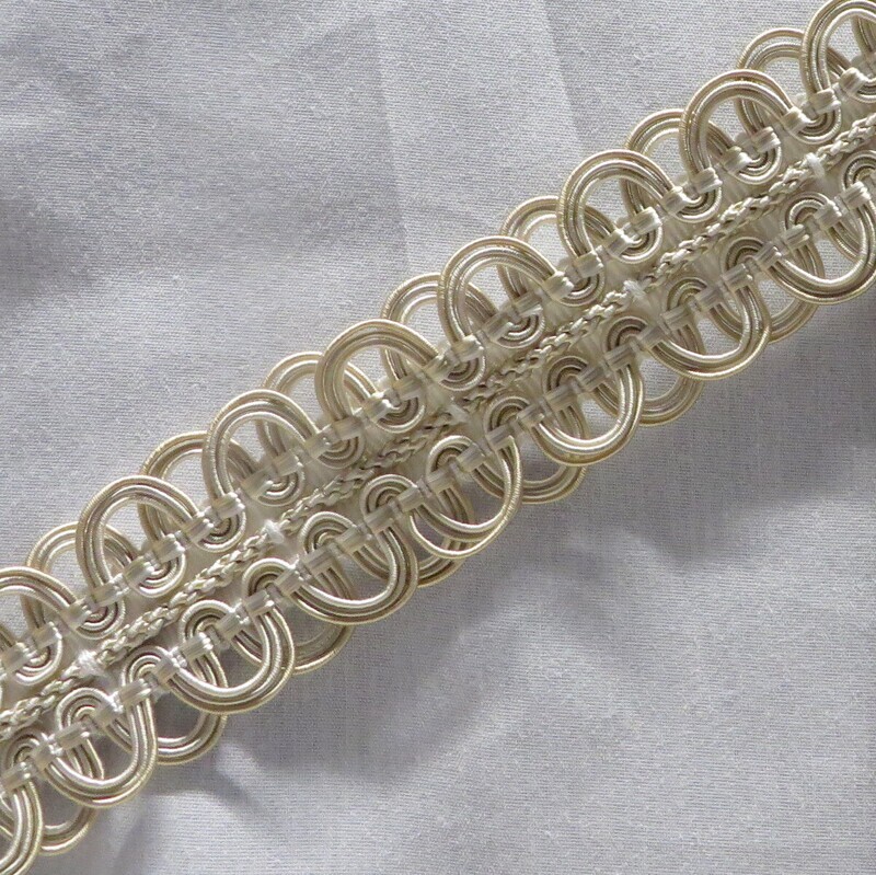 8 yards New Vintage Scalamandre Silk Beige and White Galoon