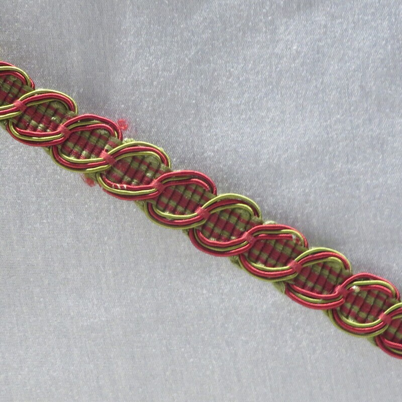 19 yards New Vintage Clarence House Green Ruby Braided Flat Trim