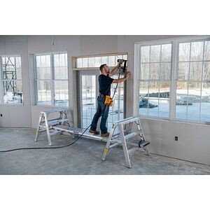 4' WERNER PORTABLE WORK STAND, 300LB (PER SIDE), IA  -  TW374-30