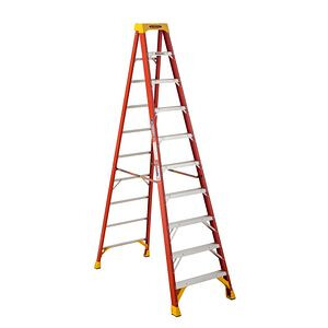 10' WERNER FIBERGLASS STEPLADDER, 300LBS, IA - 6210