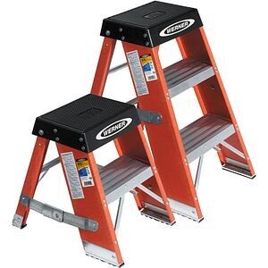 3' WERNER FIBERGLASS STEP STAND, 375LBS, IAA - SSF03