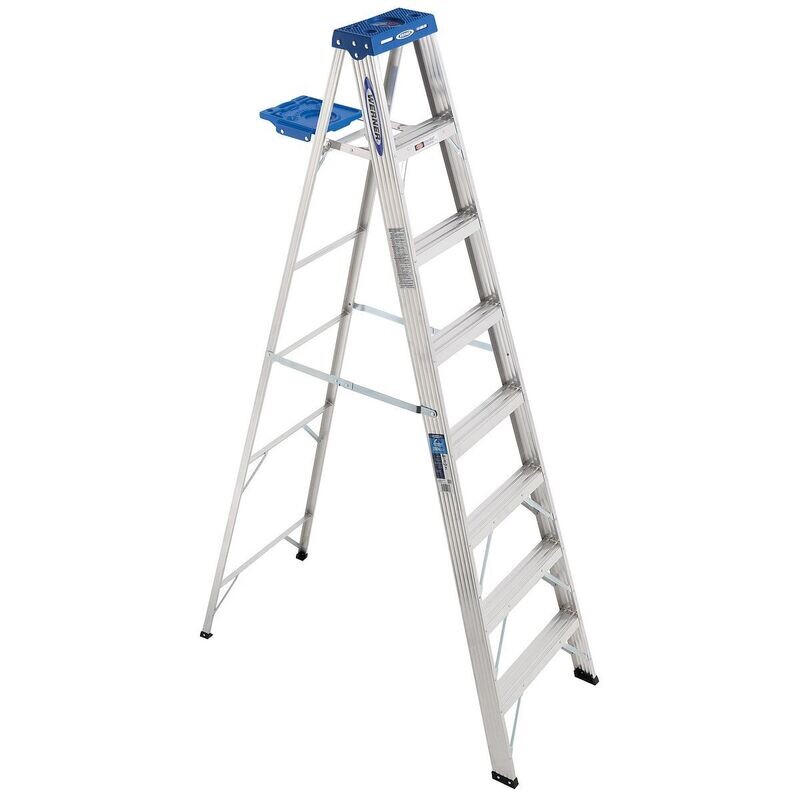 8' WERNER STEPLADDER, 250 LBS, TYPE I  -  368