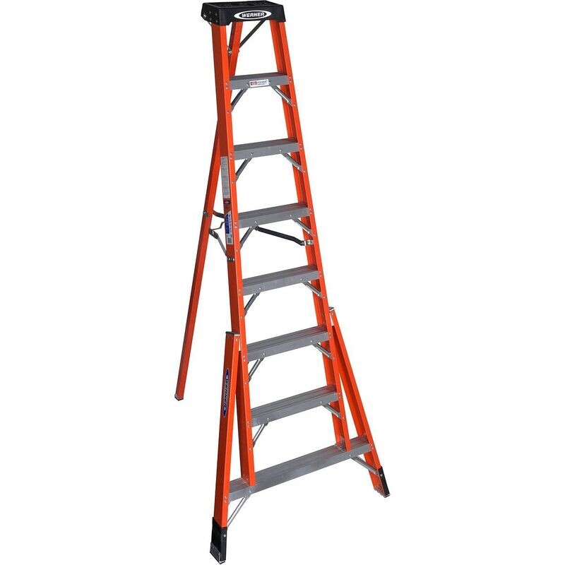 8' WERNER FIBERGLASS TRIPOD STEPLADDER, 300LBS, IA - FTP6208