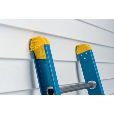 28' WERNER FIBERGLASS D-RUNG EXTENSION LADDER, 250LBS,TYPE I - D6028-2