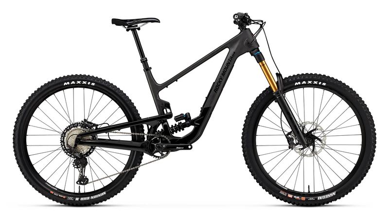 Rocky Mountain Altitude A70 Coil Black and Black (Medium)